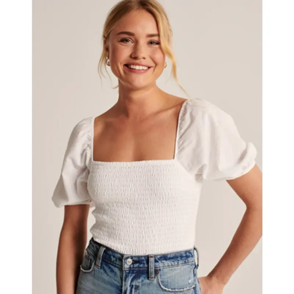 Abercrombie Smocked White Puff Sleeve Crop Top